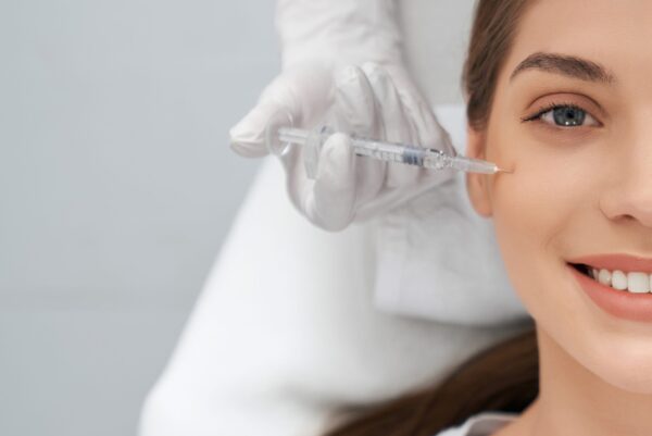 Injection acide hyaluronique,